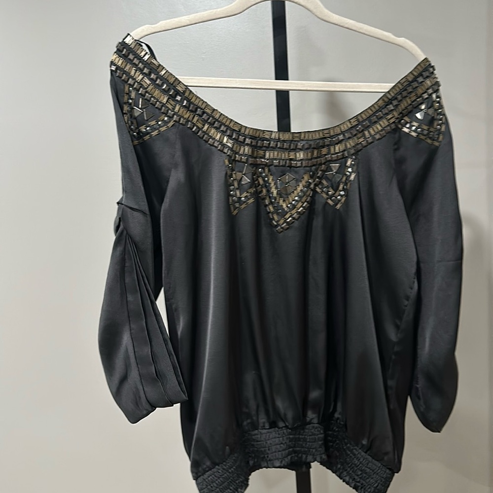 Arden B beautiful top!